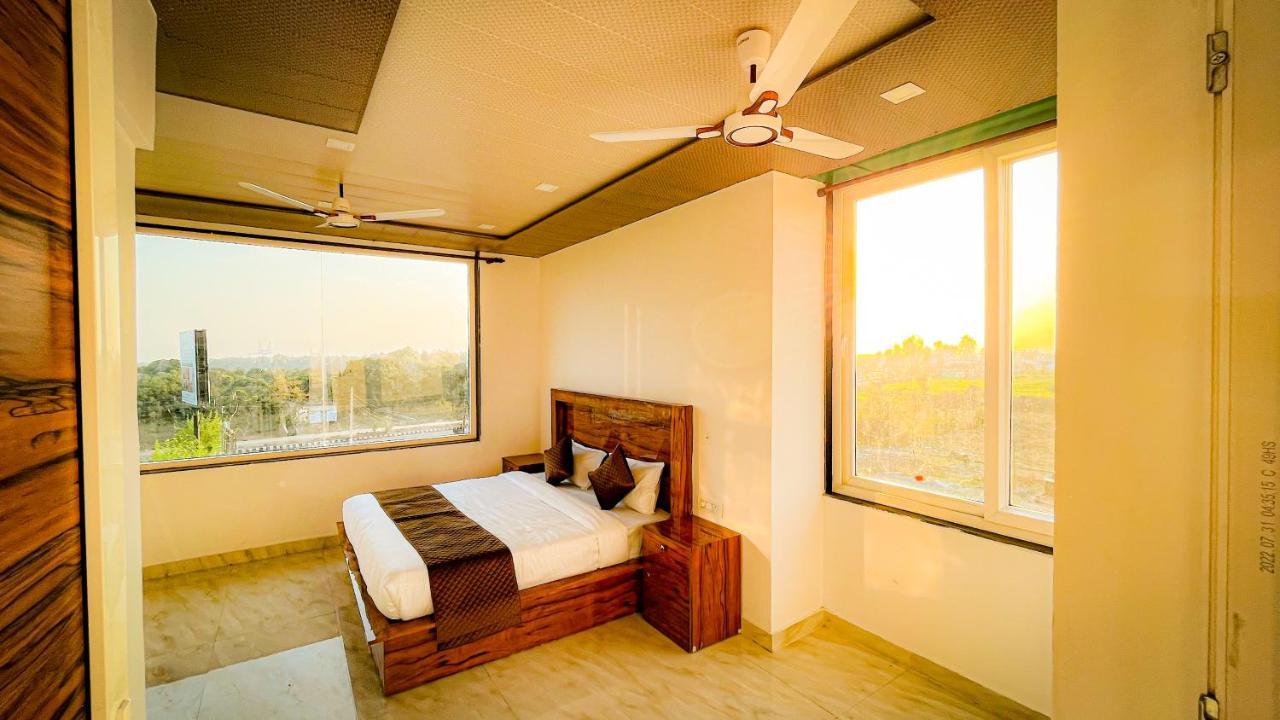 Green Dandi Homestay Rishīkesh Eksteriør billede